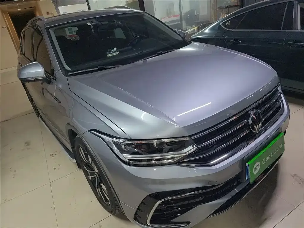 Volkswagen Tiguan L 2022 из CN, фото 4