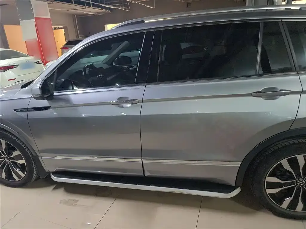Volkswagen Tiguan L 2022 из CN, фото 5