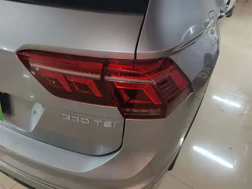 Volkswagen Tiguan L 2022 из CN, фото 8