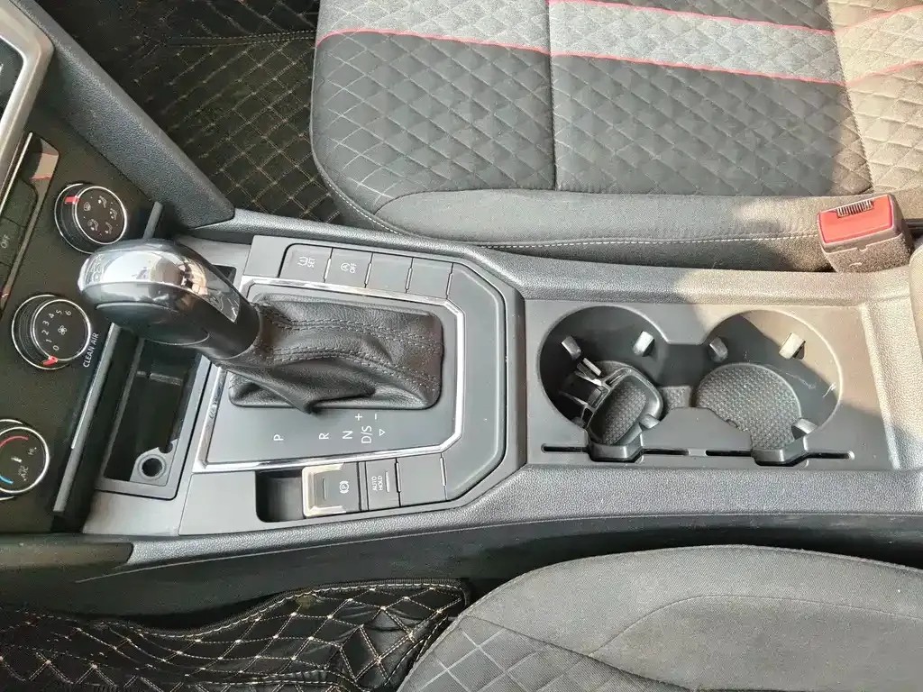 Volkswagen Lamando 2022 из CN, фото 10