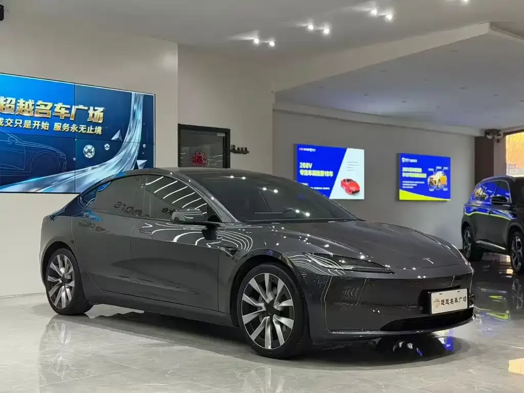 Tesla Model 3 — фото 3