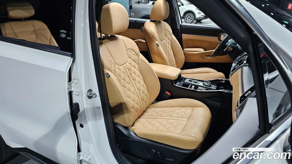 Kia Sorento — фото 9