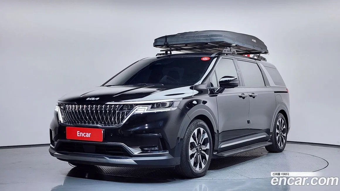 Kia Carnival — фото 1