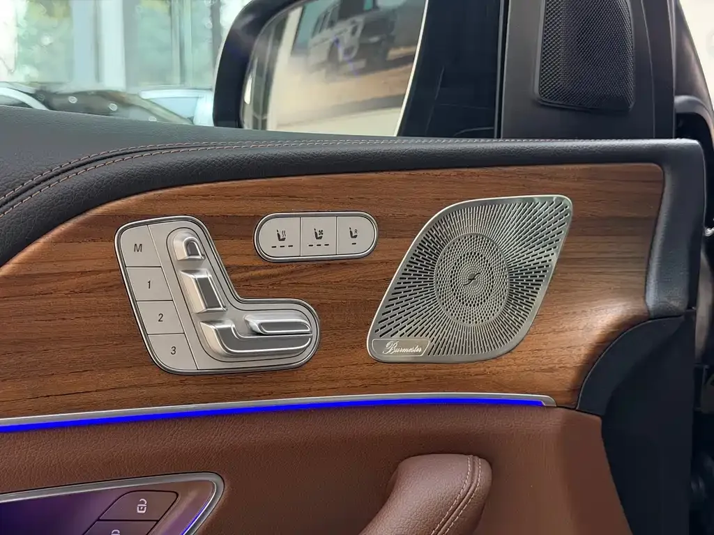Mercedes-Benz GLS — фото 4