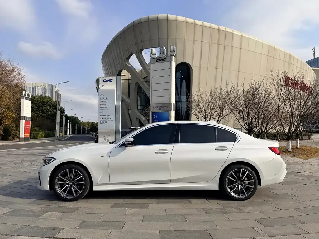 BMW 3 Series 2021 из CN, фото 5