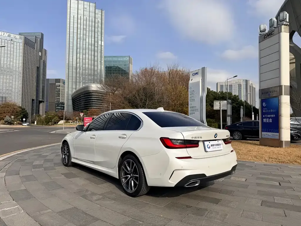 BMW 3 Series 2021 из CN, фото 6