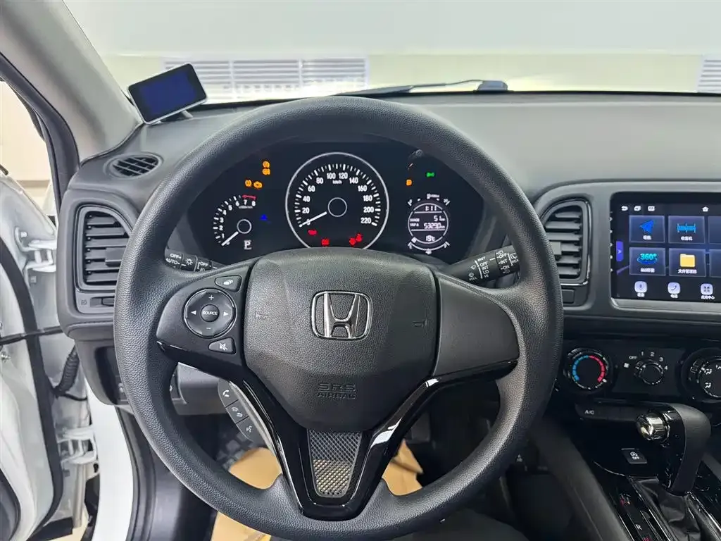 Honda Vezel 2022 из CN, фото 10