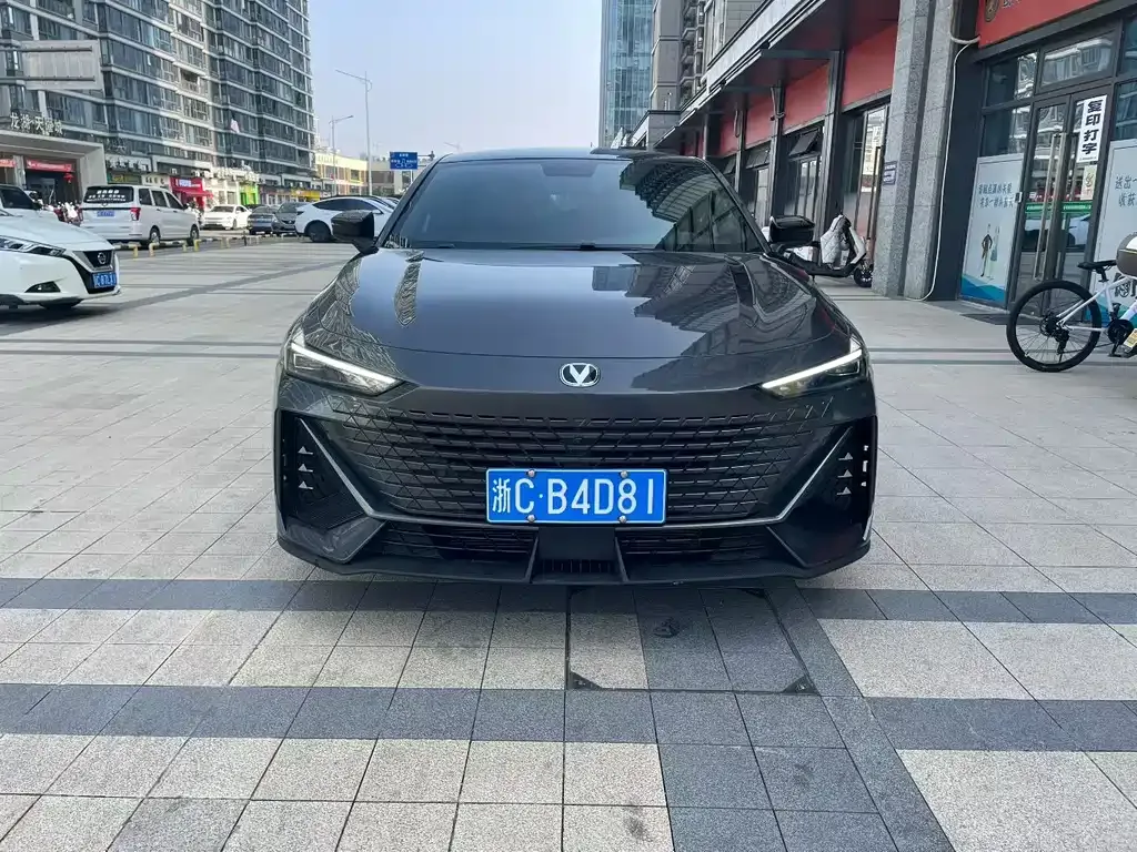 Changan UNI-V 2023 из CN, фото 1