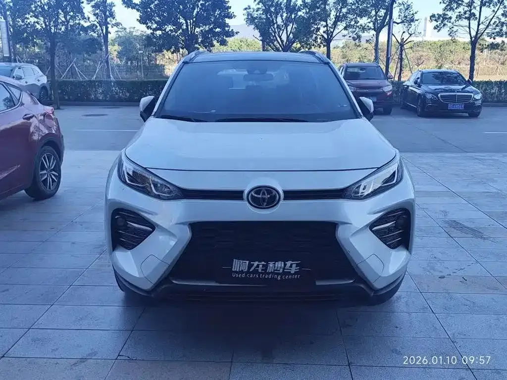 Toyota Wildlander 2023 из CN, фото 8
