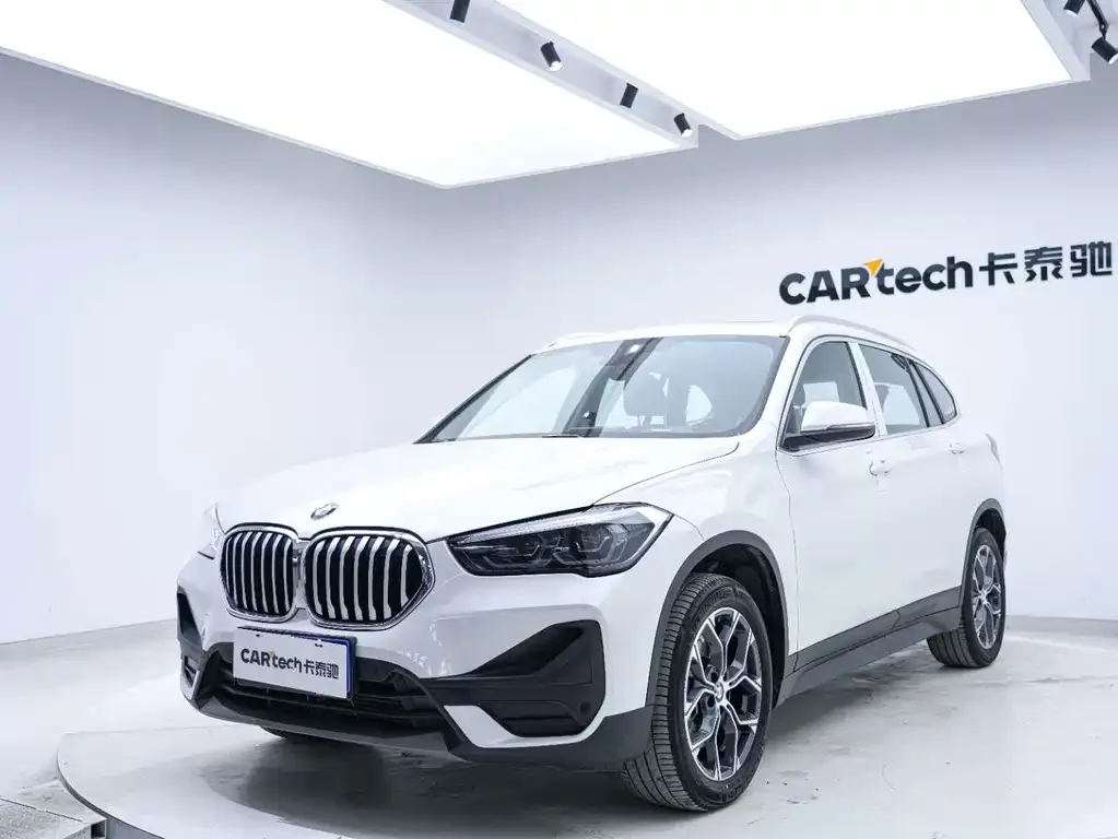 BMW X1 — фото 4
