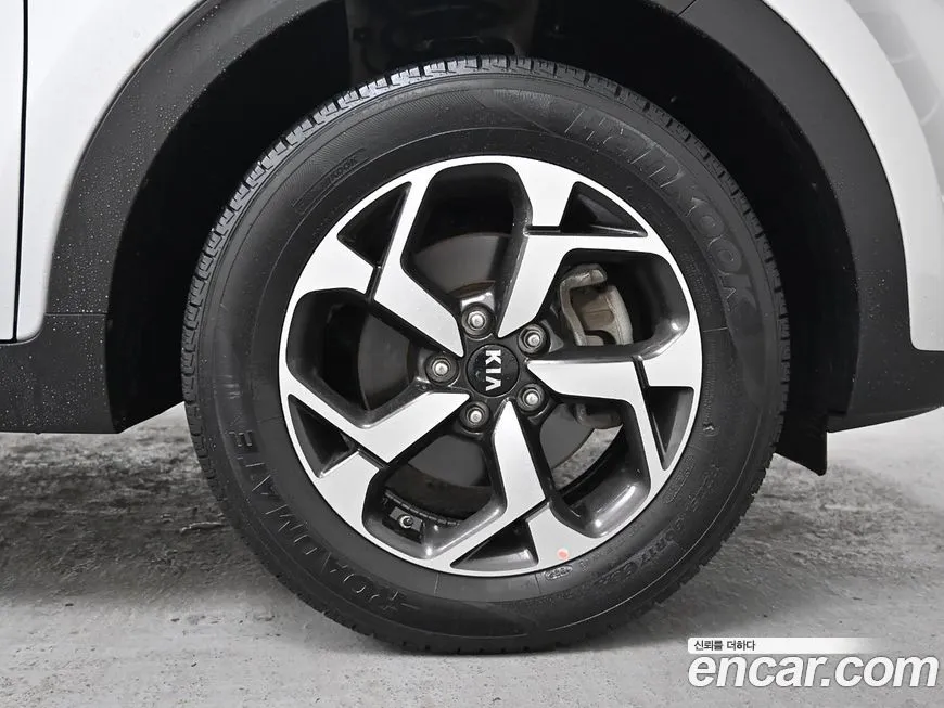 Kia Sportage — фото 5