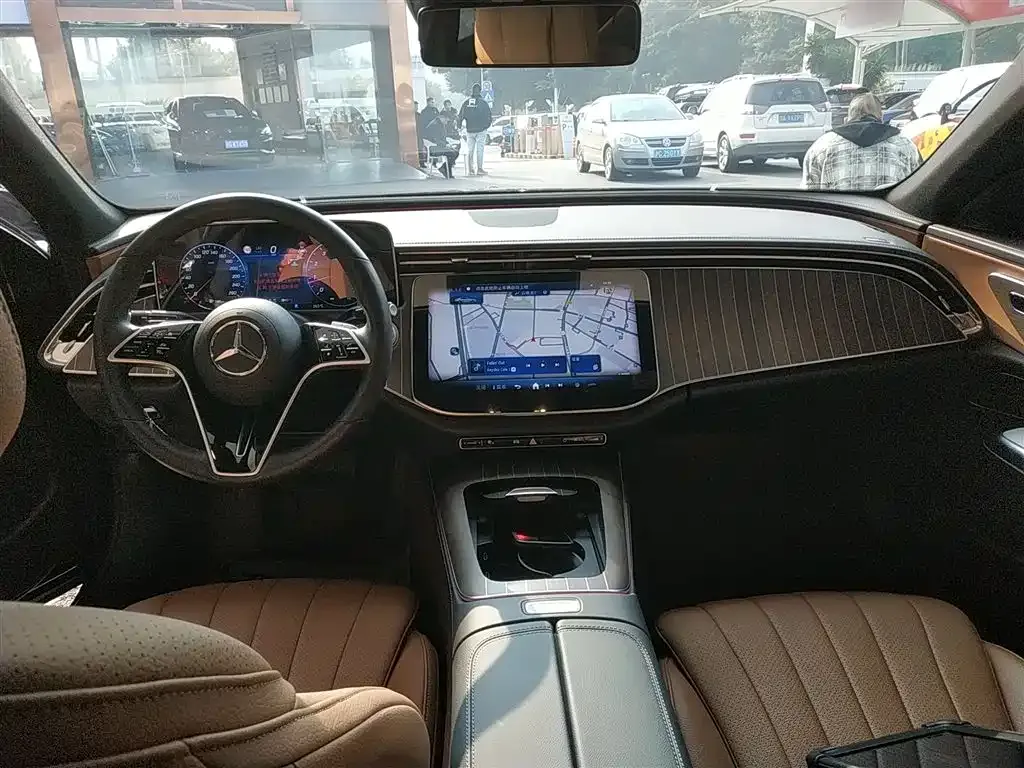 Mercedes-Benz E-Class 2024 из CN, фото 9