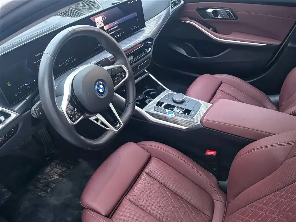 BMW i3 2024 из CN, фото 8