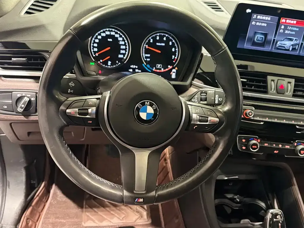BMW X1 2023 из CN, фото 7