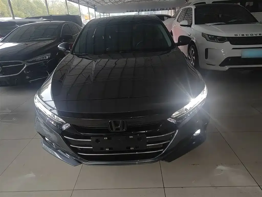 Honda Accord — фото 3