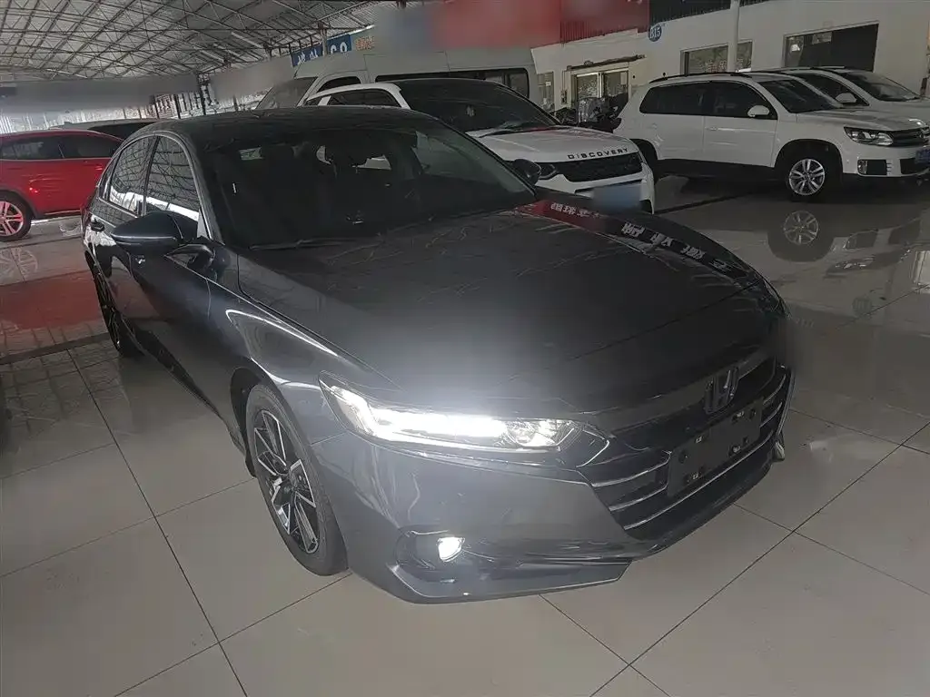 Honda Accord — фото 6