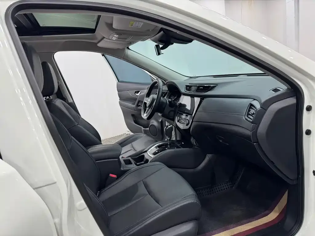Nissan X-Trail 2022 из CN, фото 5