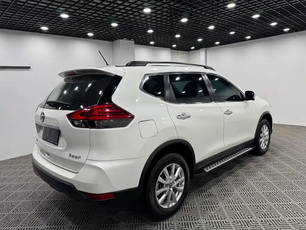 Nissan X-Trail 2022 из CN, фото 3