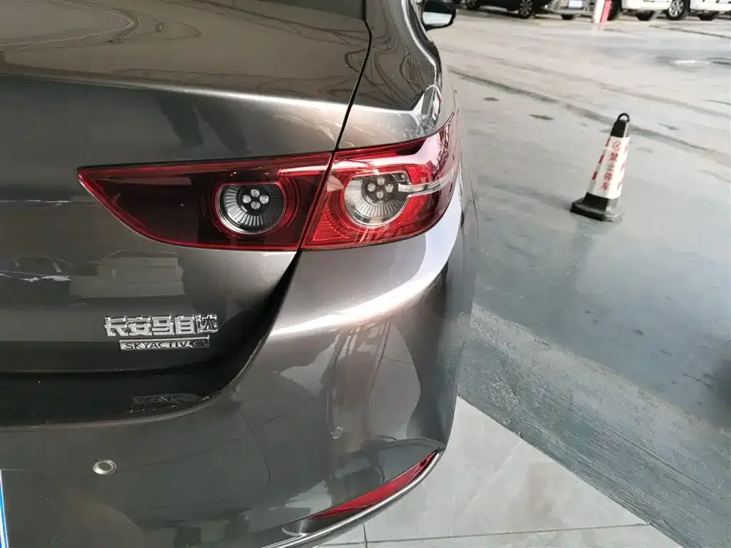 Mazda 3 Axela 2022 из CN, фото 10