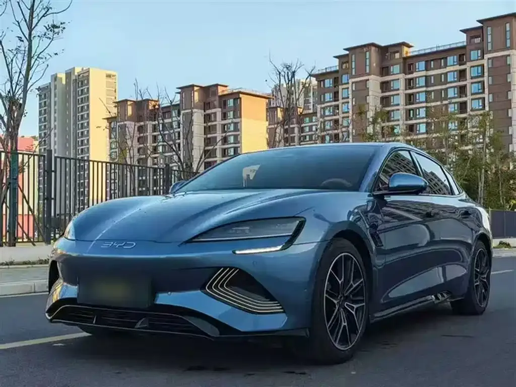 BYD Seal — фото 4