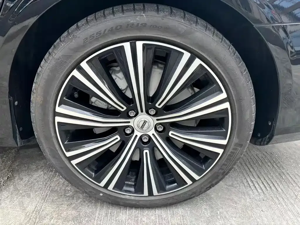 Volvo S90 2025 из CN, фото 9