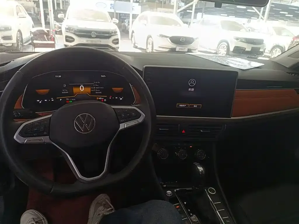 Volkswagen Bora 2023 из CN, фото 10