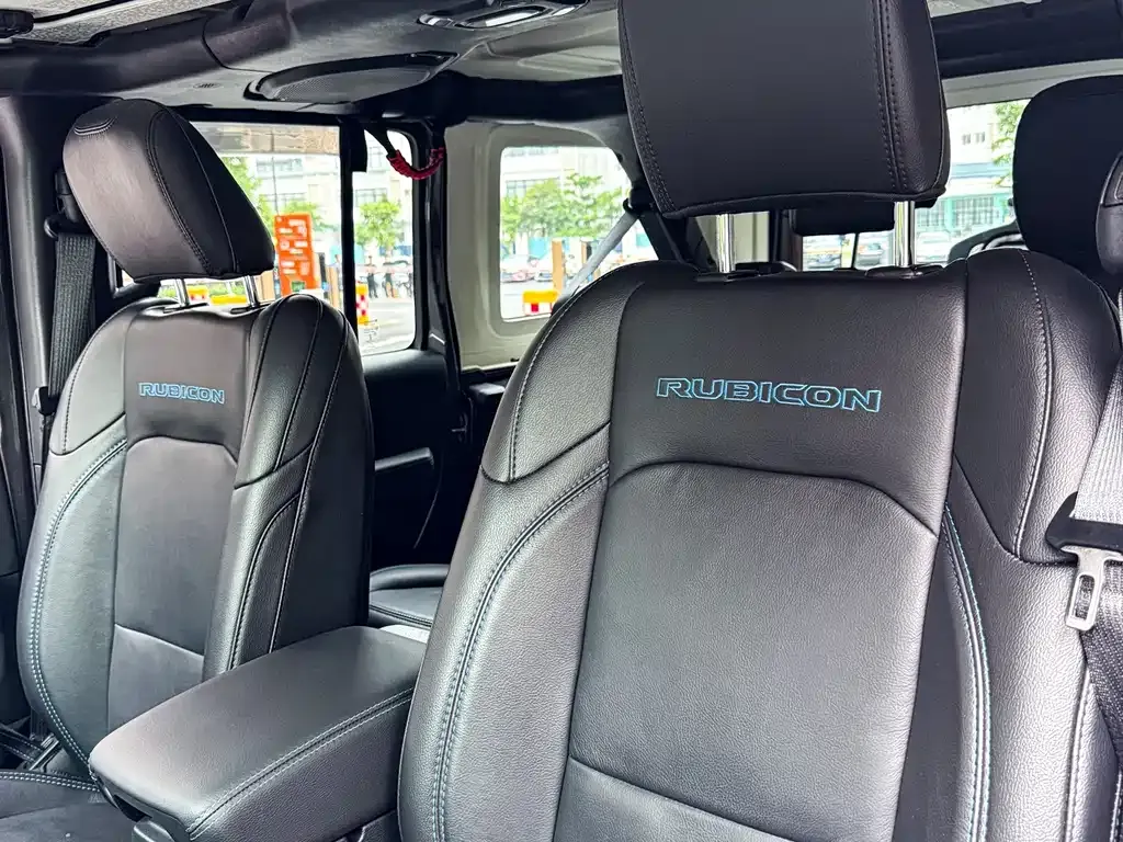 Jeep Wrangler PHEV 2021 из CN, фото 3