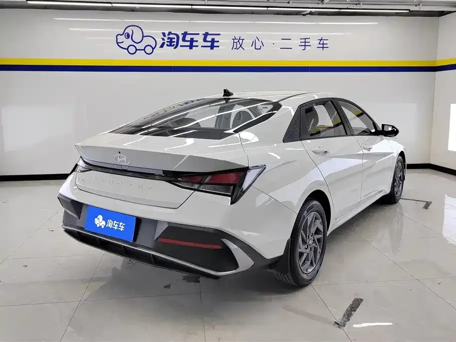 Hyundai Elantra 2025 из CN, фото 3
