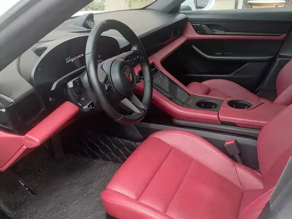 Porsche Taycan 2021 из CN, фото 8