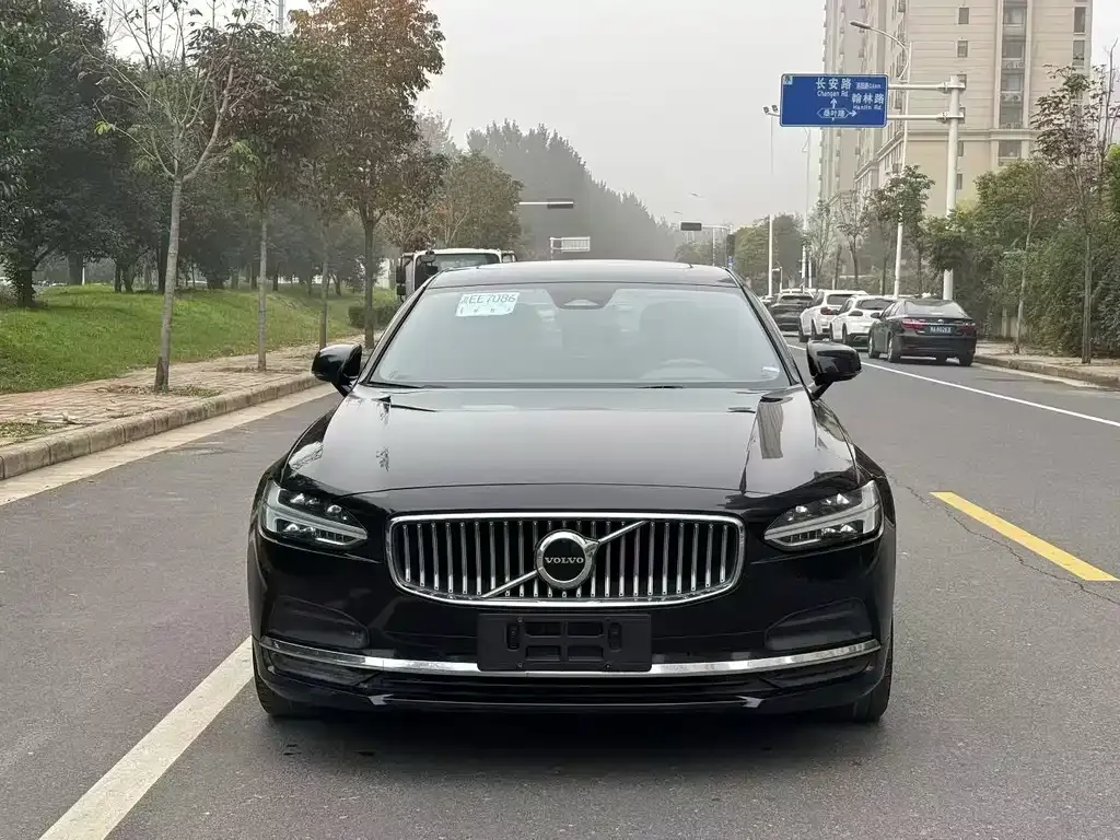 Volvo S90 2023 из CN, фото 7