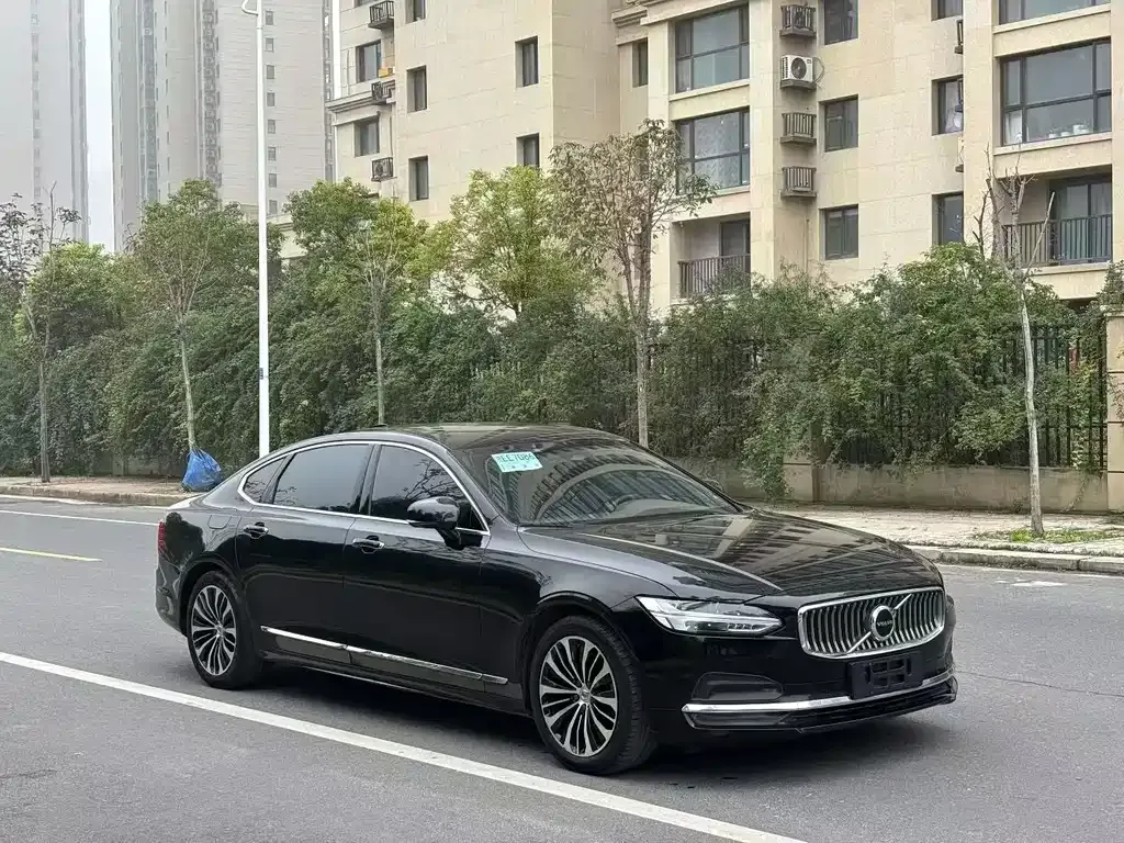 Volvo S90 2023 из CN, фото 8