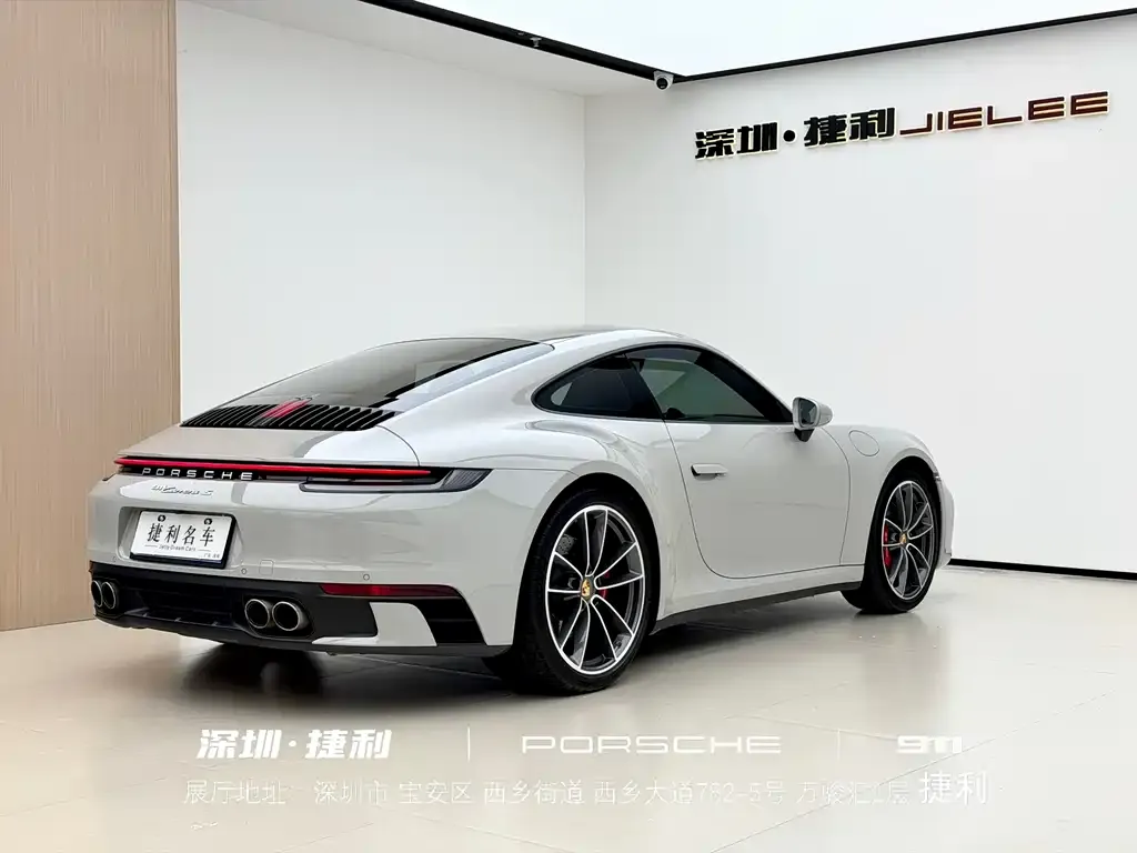 Porsche 911 2021 из CN, фото 8