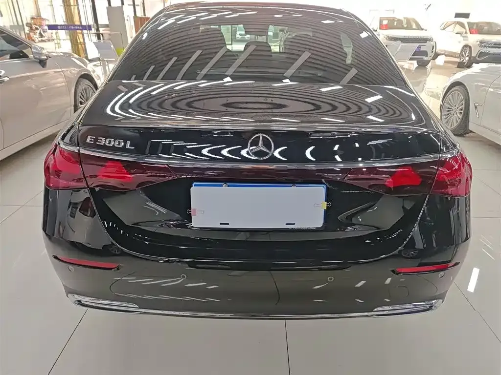 Mercedes-Benz E-Class 2025 из CN, фото 7