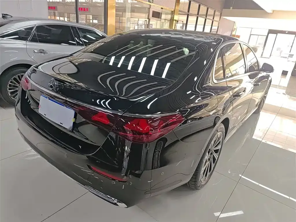 Mercedes-Benz E-Class 2025 из CN, фото 4
