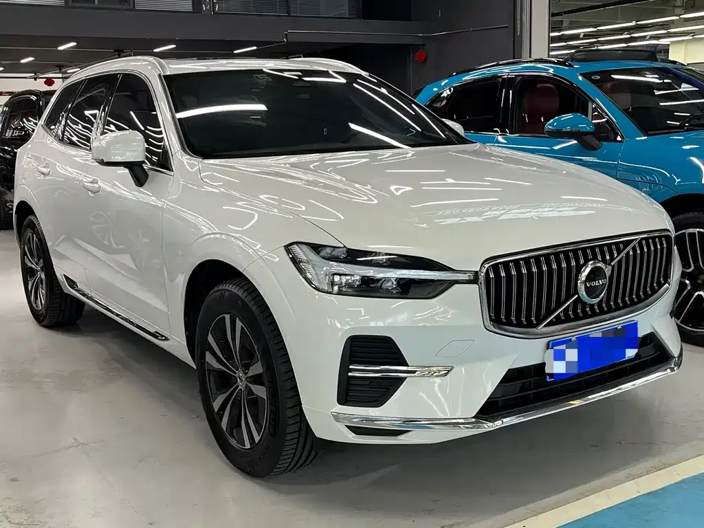 Volvo XC60 2022 из CN, фото 3