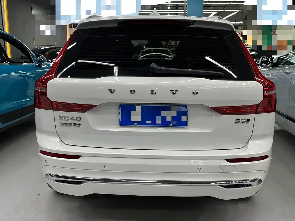 Volvo XC60 2022 из CN, фото 4
