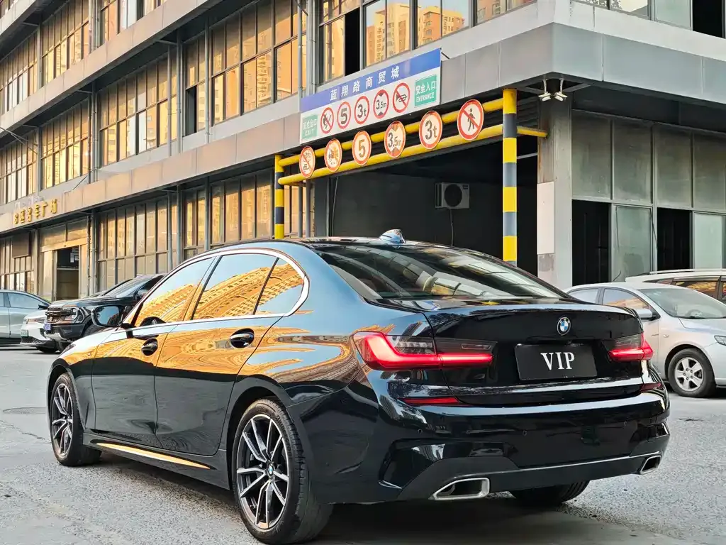 BMW 3 Series — фото 10