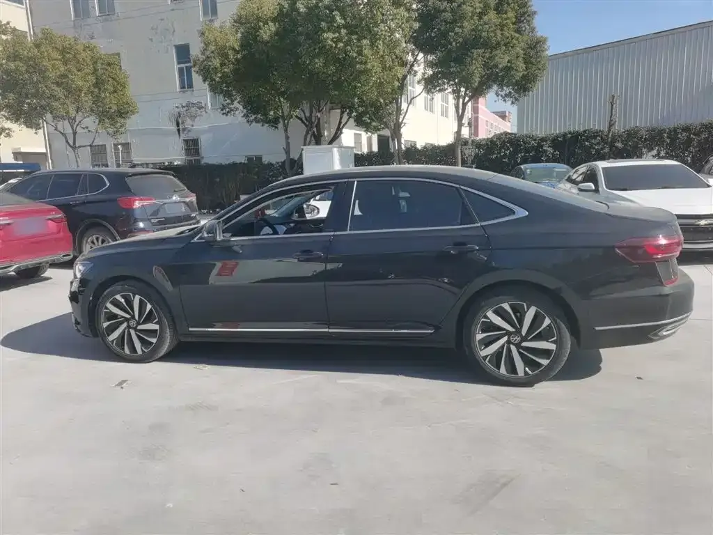 Volkswagen Passat 2022 из CN, фото 7