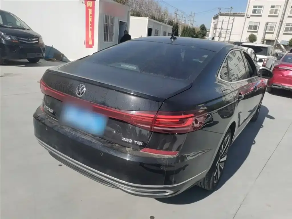 Volkswagen Passat 2022 из CN, фото 4