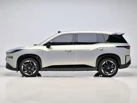 Toyota Platinum 3X 2025 из CN, фото 7