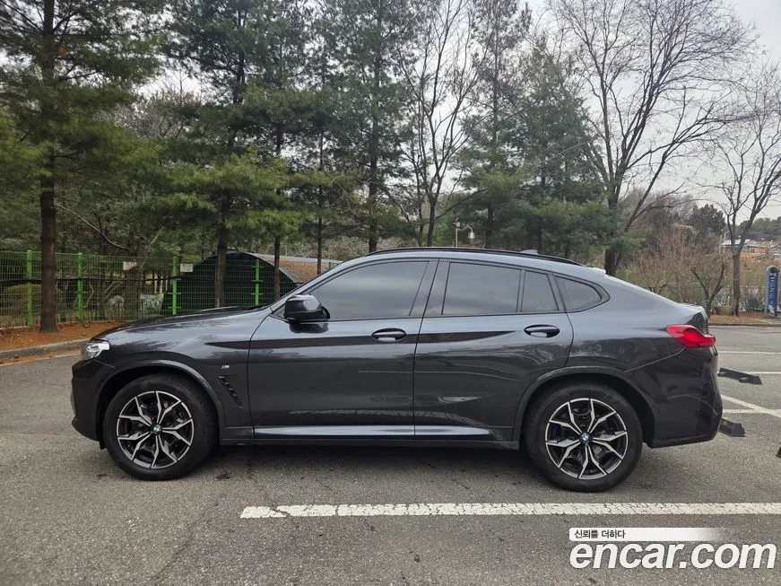 BMW X4 — фото 9