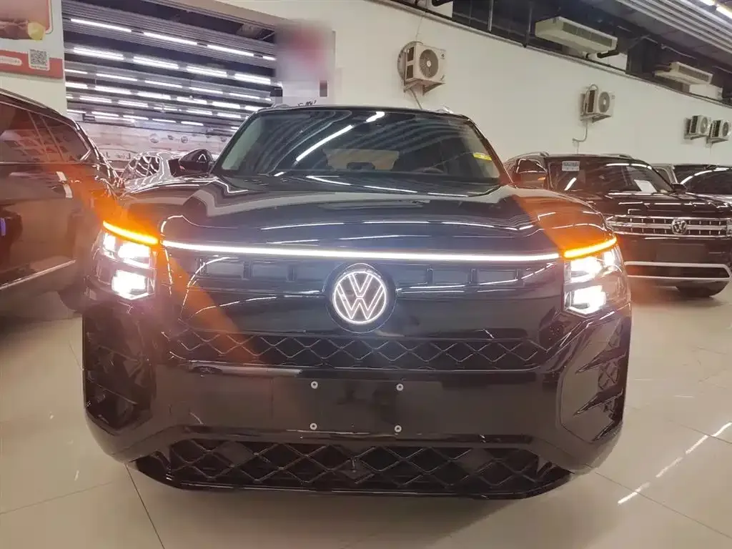 Volkswagen Teramont 2025 из CN, фото 7