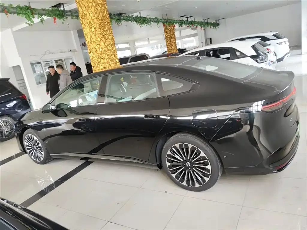 Nissan N7 2025 из CN, фото 5