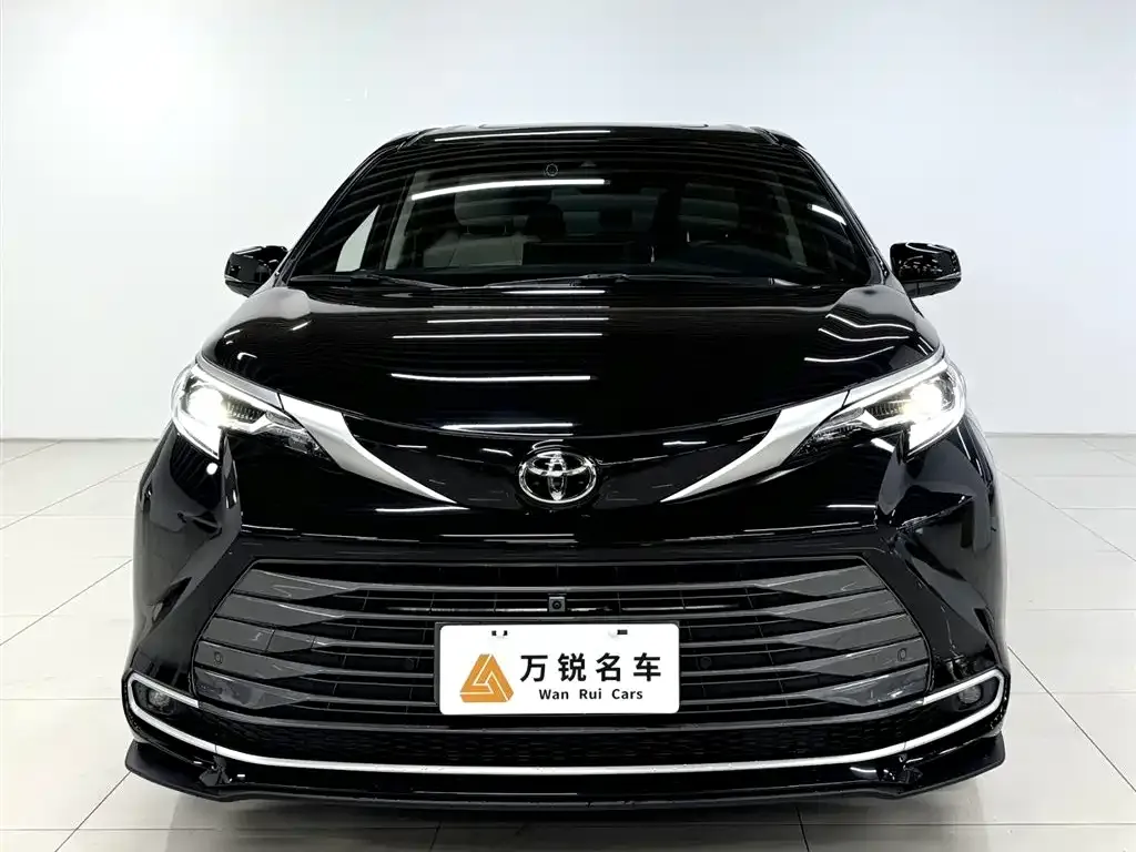Toyota Sienna 2025 из CN, фото 6