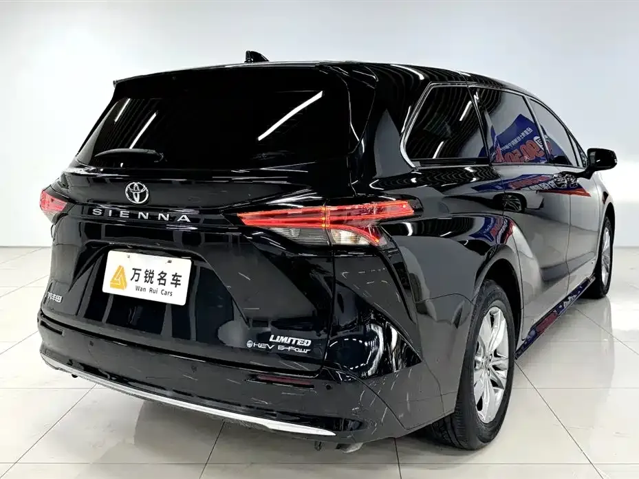 Toyota Sienna 2025 из CN, фото 3
