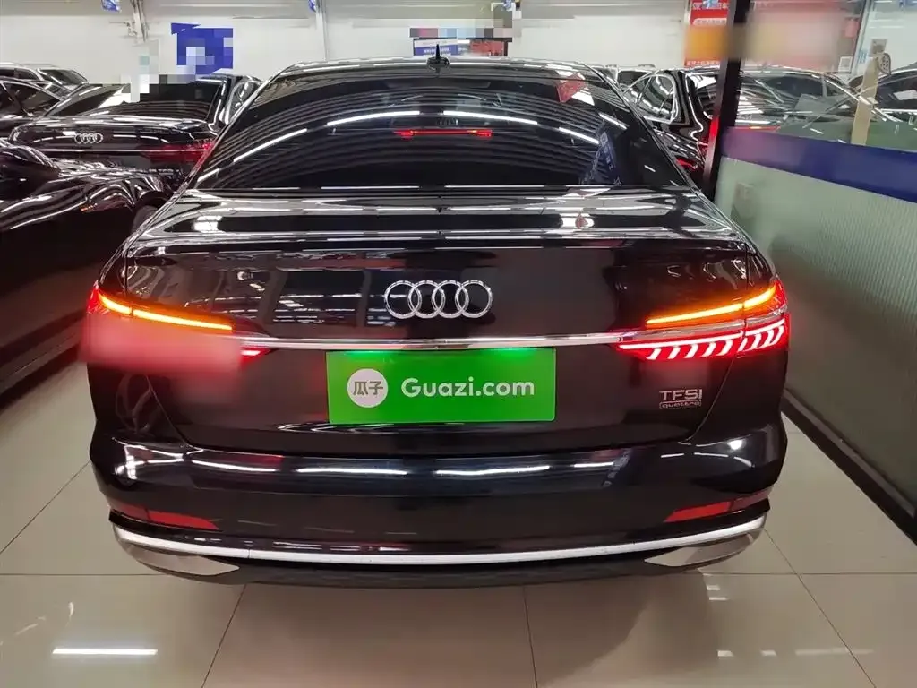 Audi A6L 2023 из CN, фото 7