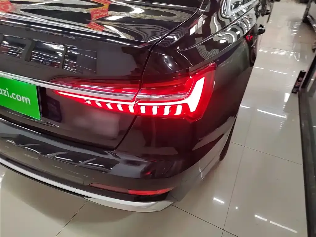 Audi A6L 2023 из CN, фото 6