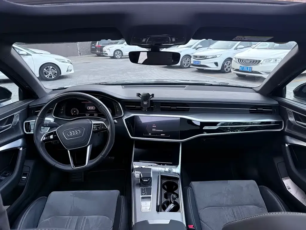 Audi A6L 2024 из CN, фото 2