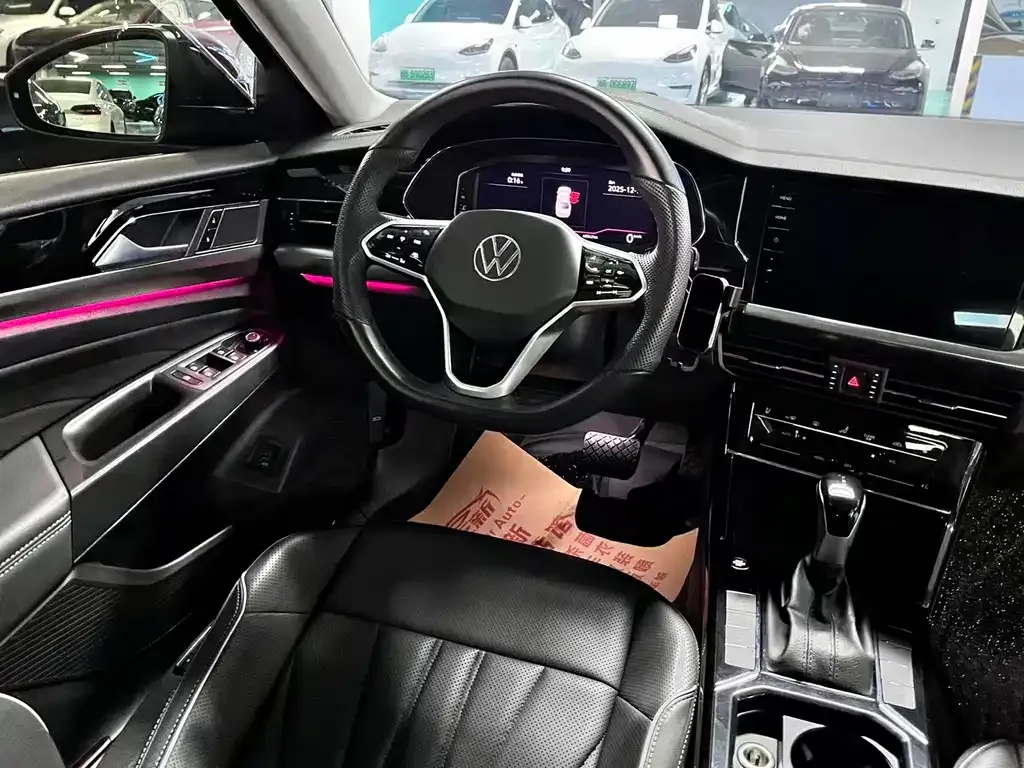 Volkswagen Passat 2024 из CN, фото 4