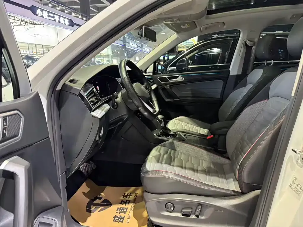 Volkswagen Tiguan L New Energy 2024 из CN, фото 3